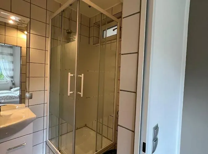 Gartenparadies Mit Rheinblick In Urbar * Urbar (Mayen-Koblenz)